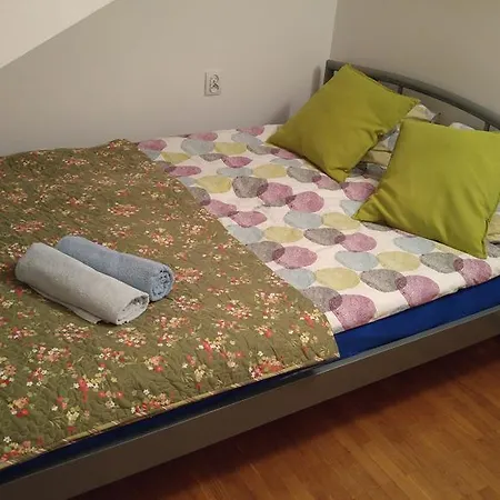 Rent0Nline Brwinow Rooms Brwinow