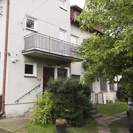 Rent0Nline Brwinow Rooms Privatunterkunft *