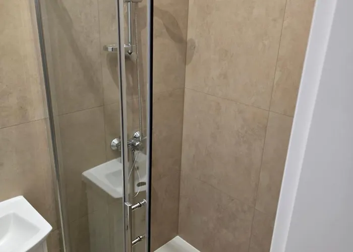 Rent0Nline Brwinow Rooms Homestay Brwinow