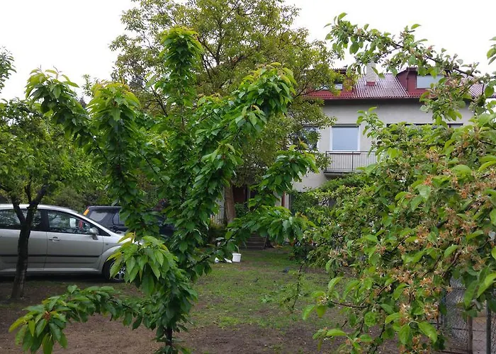 Homestay Rent0Nline Brwinow Rooms *